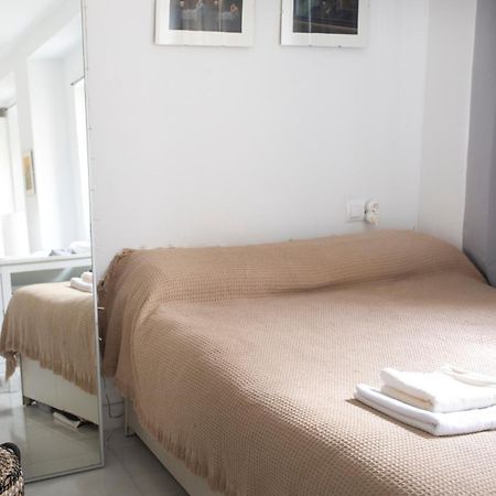 세비야 Atico Con Balcon En Pleno Centro 아파트 외부 사진
